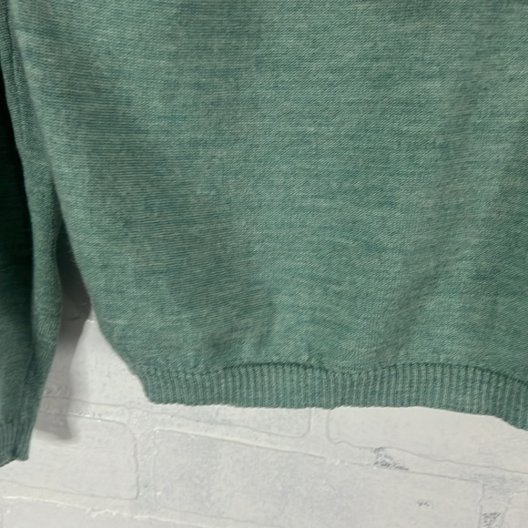 Pendleton Merino Wool Turtle Neck Sweater - Picture 5 of 11